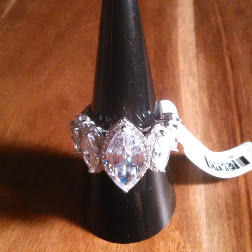 White Cubic Zirconia Sterling Silver Ring (Size 8) - Image 13