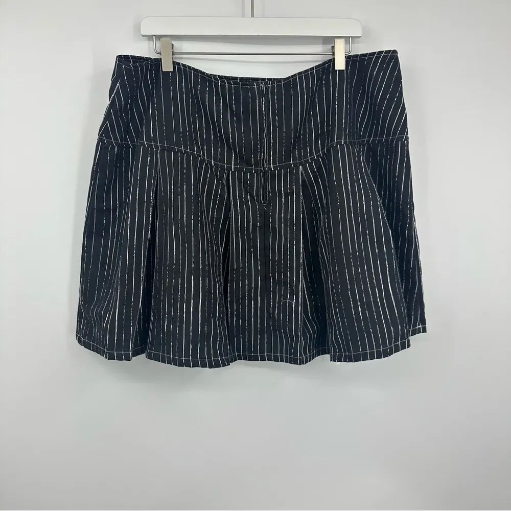 Nightmare Before Christmas Jack Skeleton Pleated Mini Skirt Size 1 Spooky - Image 2