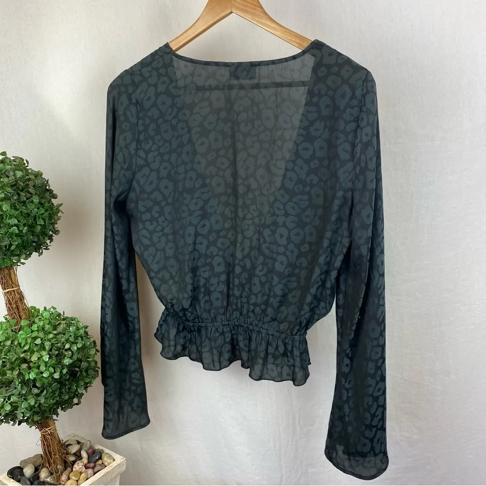 Show Me Your Mumu Black Animal Leopard Print Bell Sleeve Faux Wrap Blouse Top M - Image 2