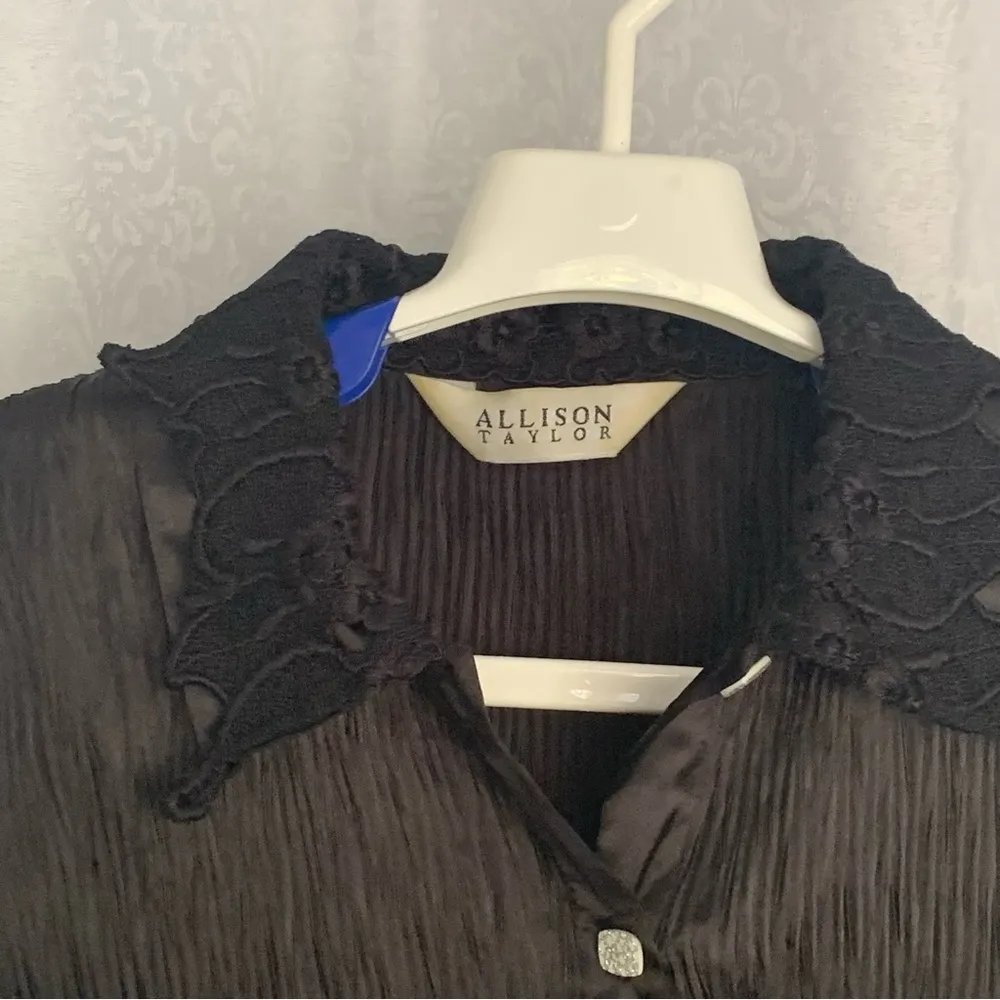 Satin Crinkle Blouse Sz:M - Image 4