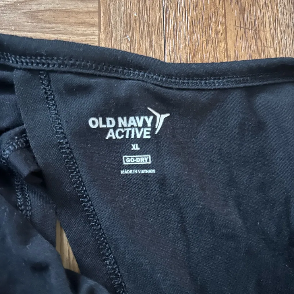 Old Navy Active Black Shirt- XL - Image 2