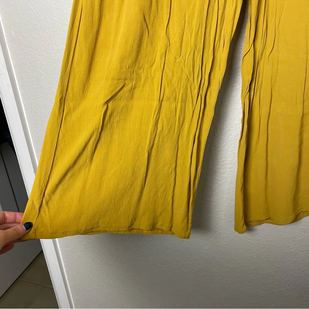 Forever 21 Mustard Wide-Leg Flowy Pants Size M - Image 4