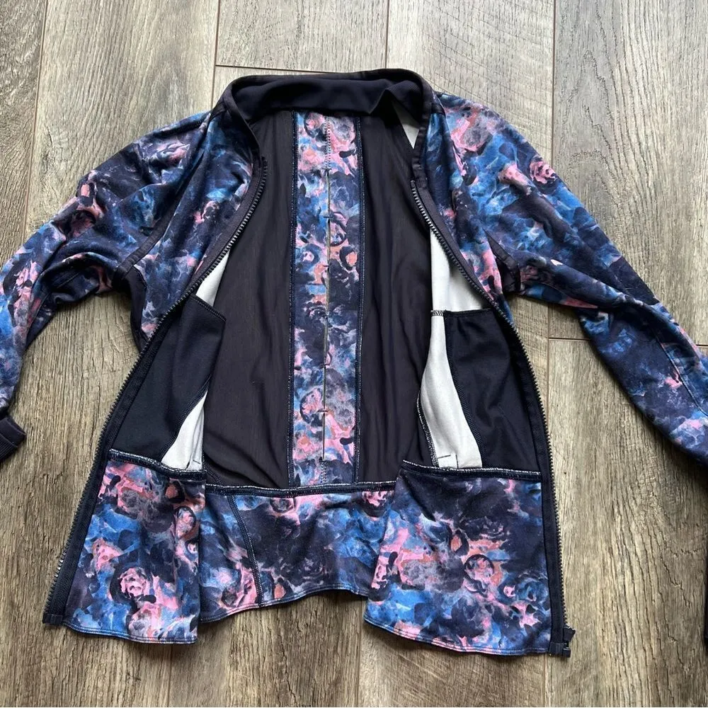 Lululemon If You’re Lucky Jacket in Moody Mirage Bark Berry Navy Floral Zip Up - Image 16