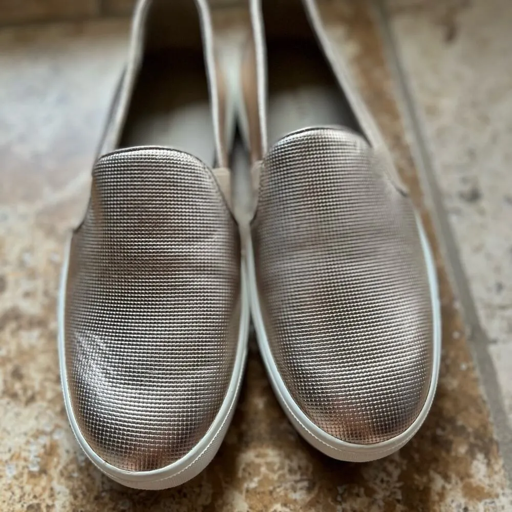 VINCE Women's Rose Gold Metallic Casual Slip-On Sneaker Shoes Size 6.5 - Image 9