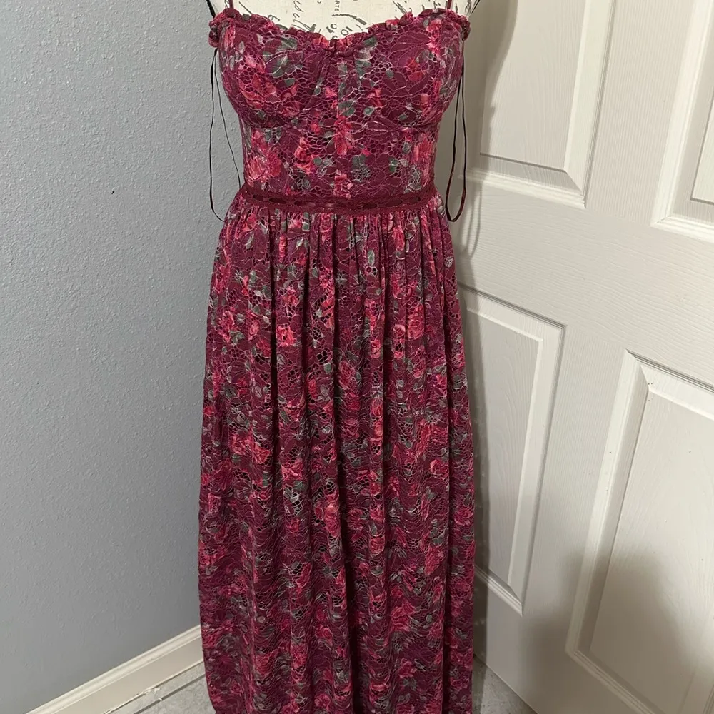 New with tags Deep Pink Cut-Out Sundress with Spaghetti Straps for Wedding Guest - Image 3