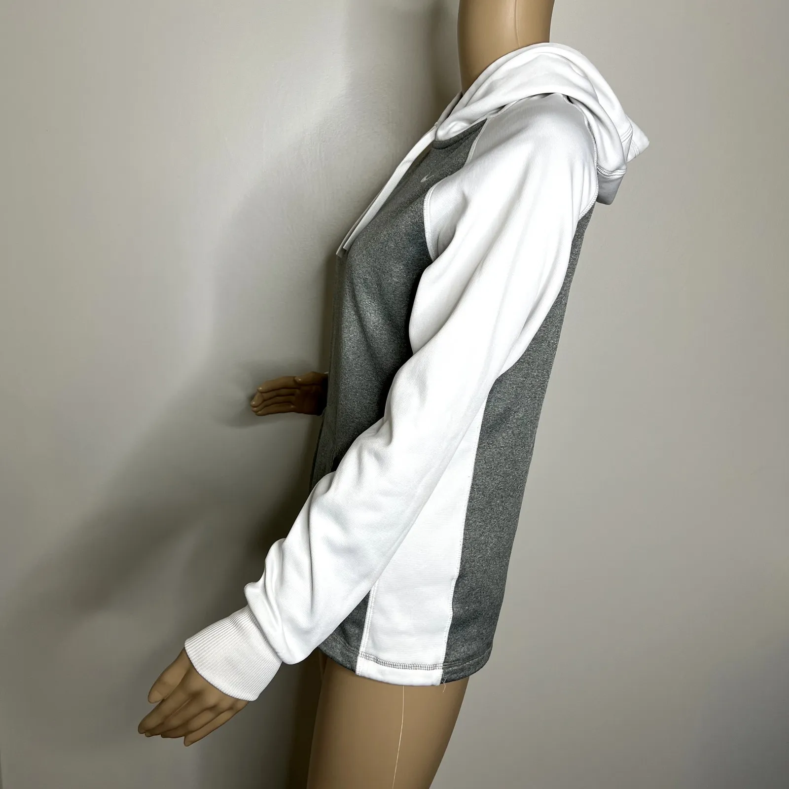 Nike Therma Fit Pullover Hoodie Sweatshirt - Image 2