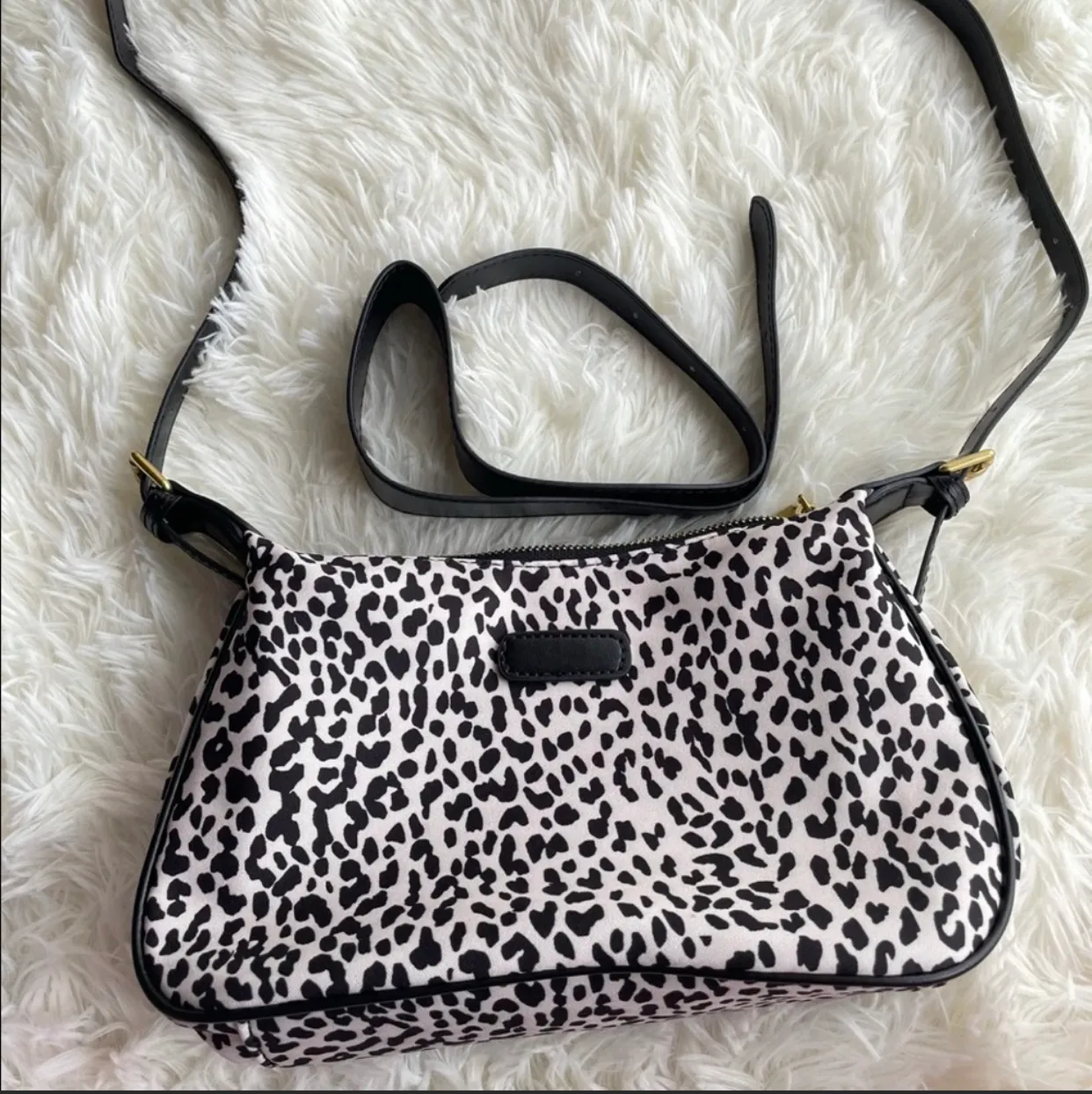 Latest Retro Baguette Shoulder Underarm Bags with Leopard Print Black - Image 2