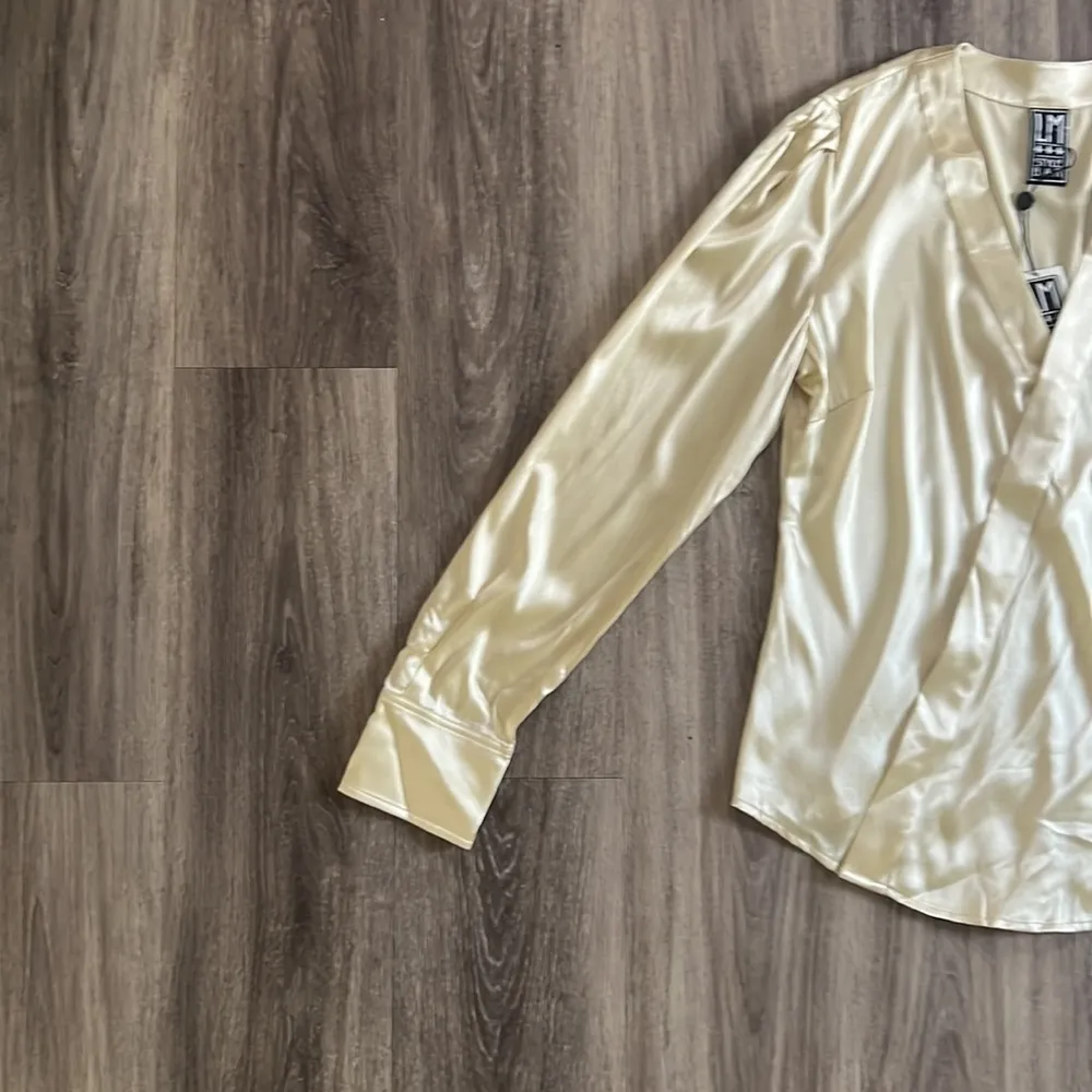 LM Style Bar Women’s Elegant Satin Silk Blend Wrap Top Evening Blouse Large - Image 5