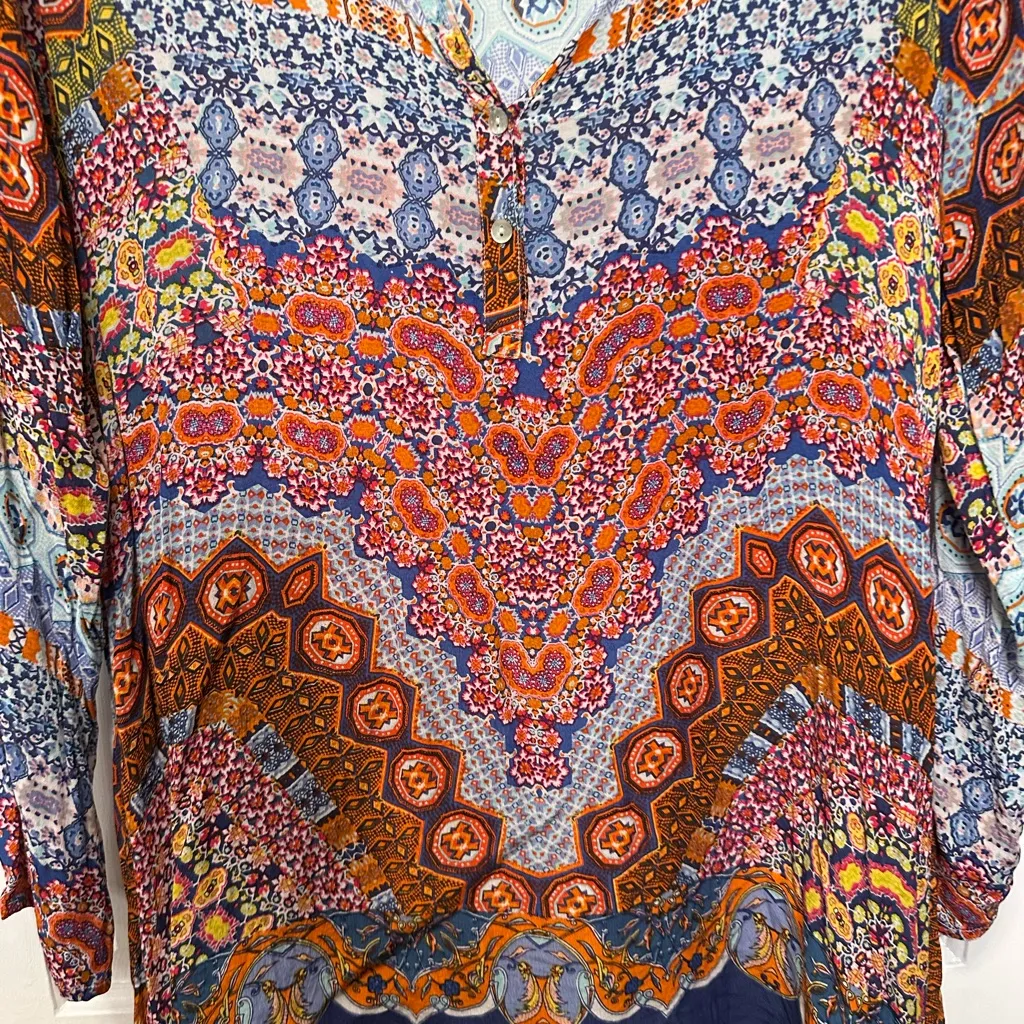 Soft Surroundings Geneva Tile‎ Print Popover Tunic - Image 3