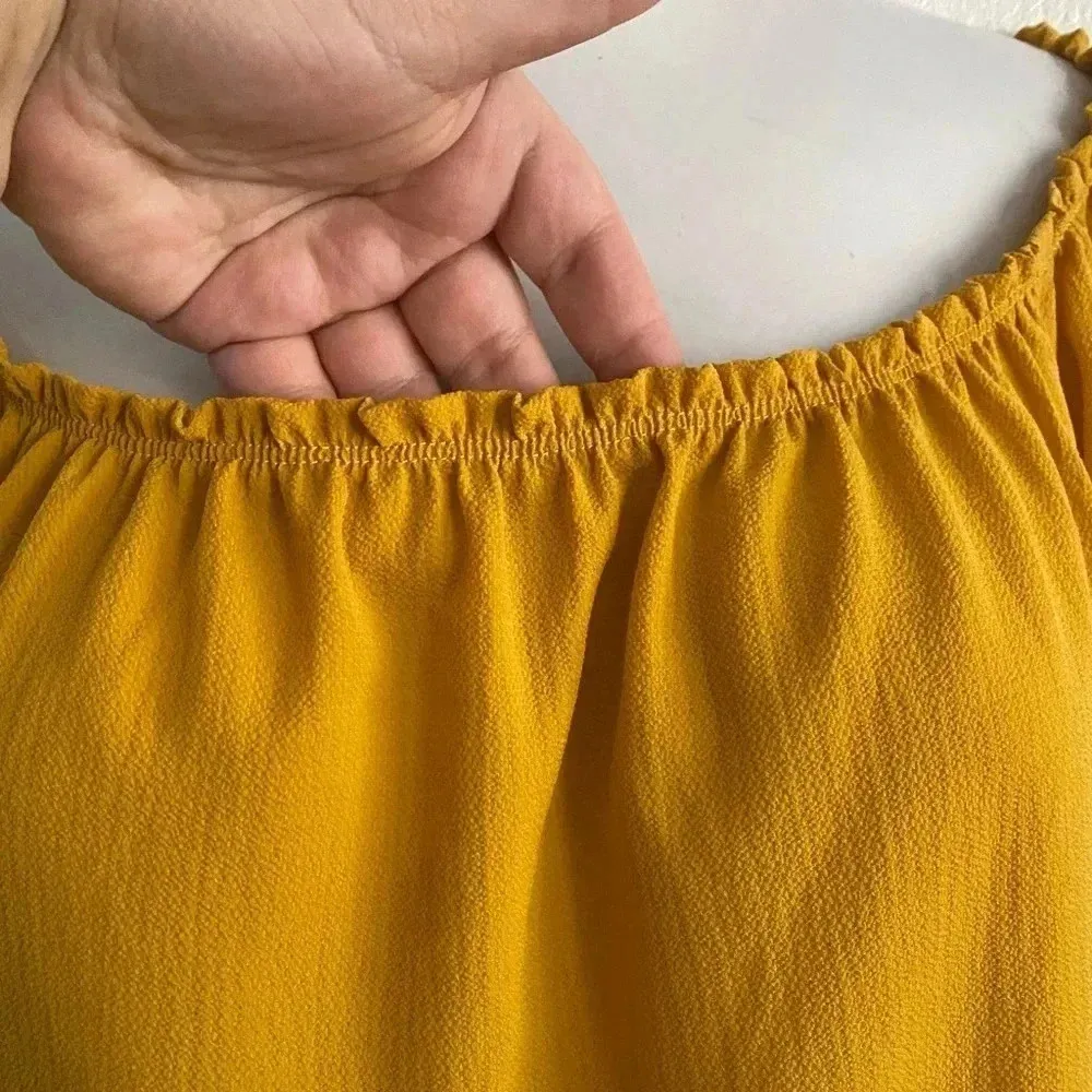 💥Moa Moa Off-Shoulders Yellow Top M - Image 5