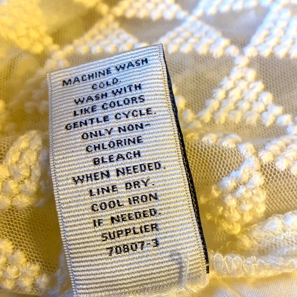 🎈BOGO FREE🎈Stylus off white mesh top size L Size L - Image 8