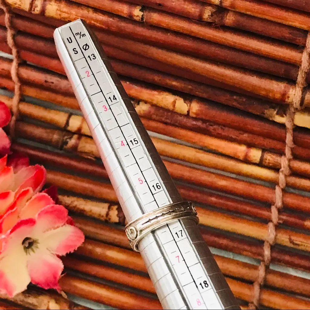 Silpada Sterling Silver & Moonstone Ring Size 6 - Image 7