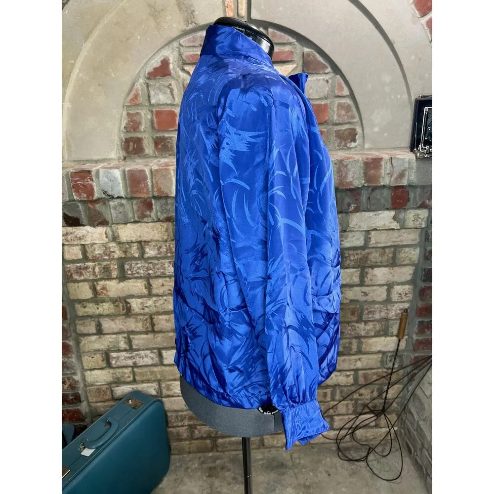 Blouse button up kitten bow satin geometric blue Size XL - Image 8