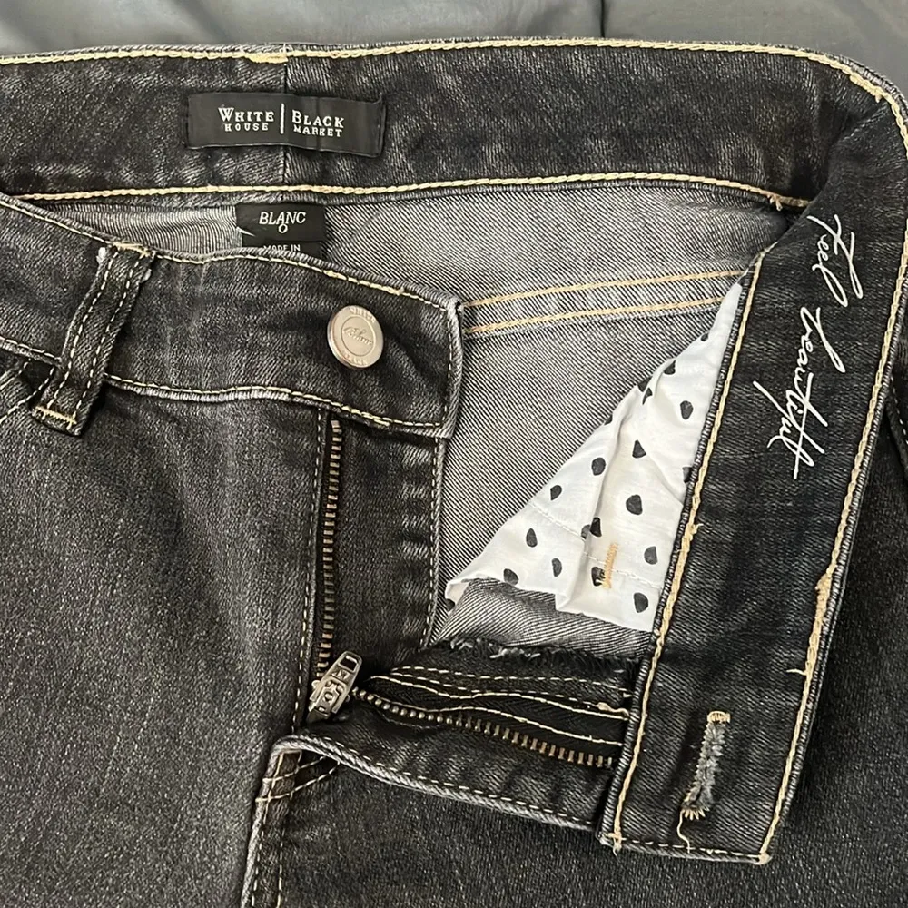 WHBM Blanc Cropped Jeans Black Wash Size 0 - Image 3