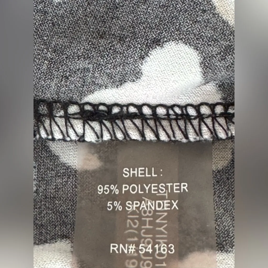 Tommy Hilfiger black floral dress with flare sleeves.  Size 12 EUC - Image 8