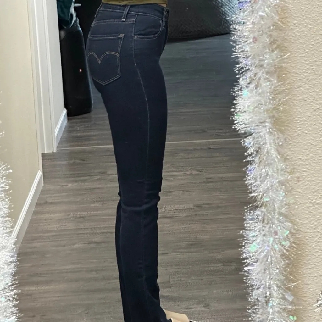 Levi’s jeans 724 Dark Blue Denim Jeans - Image 9