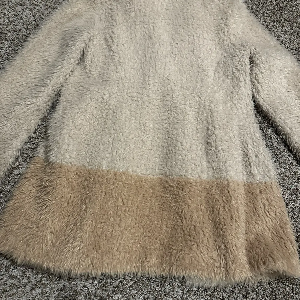 Anthropologie Elevenses Cream Shag Coat Sherpa Teddy Jacket - Image 11