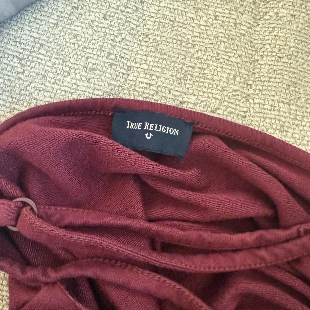 True Religion 🪩  Maroon Strappy Blouse - Image 6