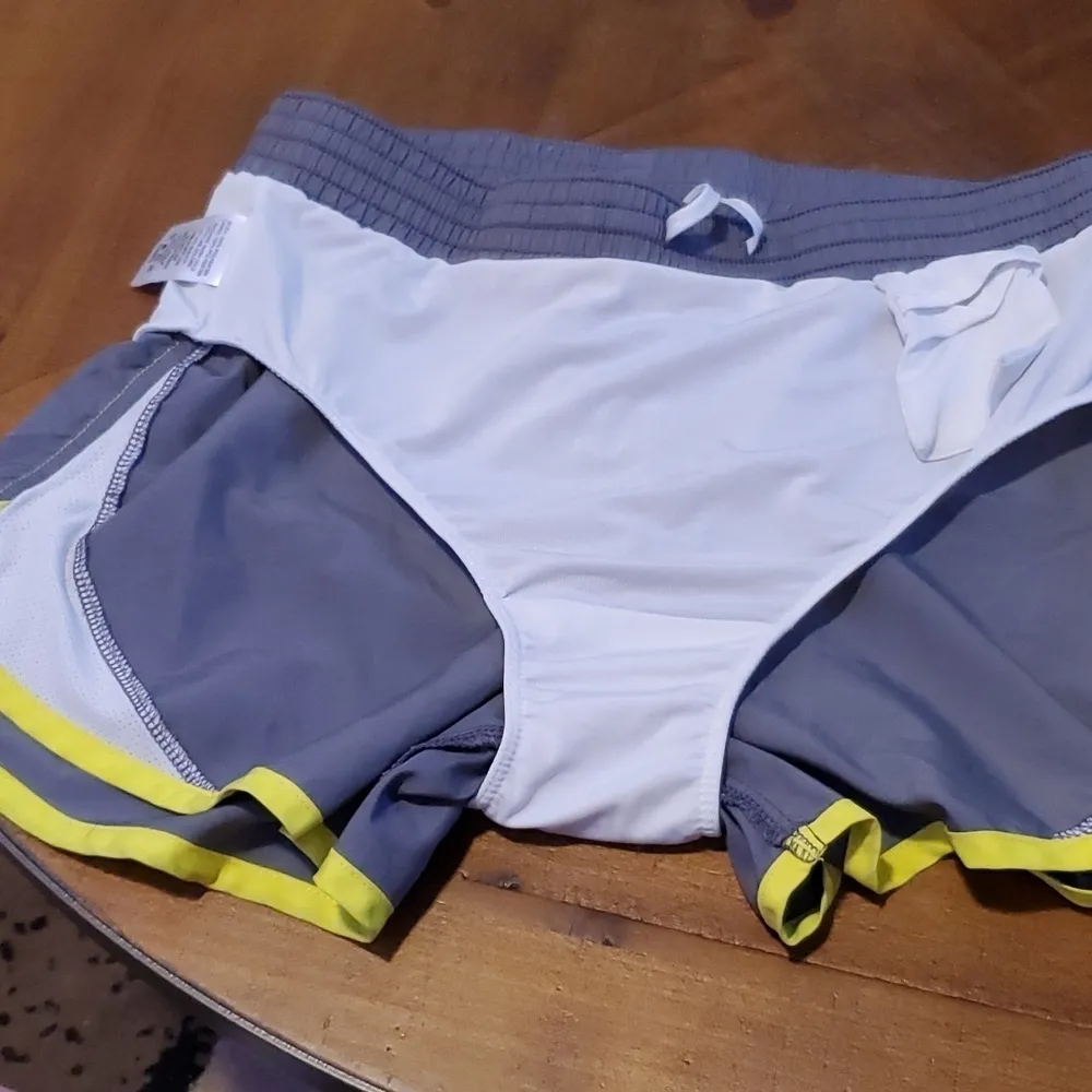 🐻      Augusta Sportswear Ladies Size S - Image 3