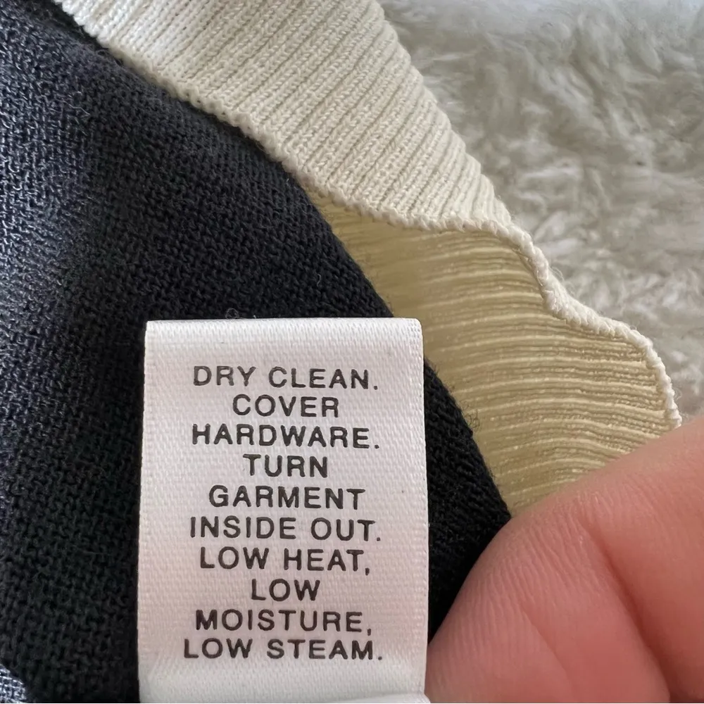 St. John Wool Blend Colorblock Knit Button Front Cardigan Sweater - Image 6