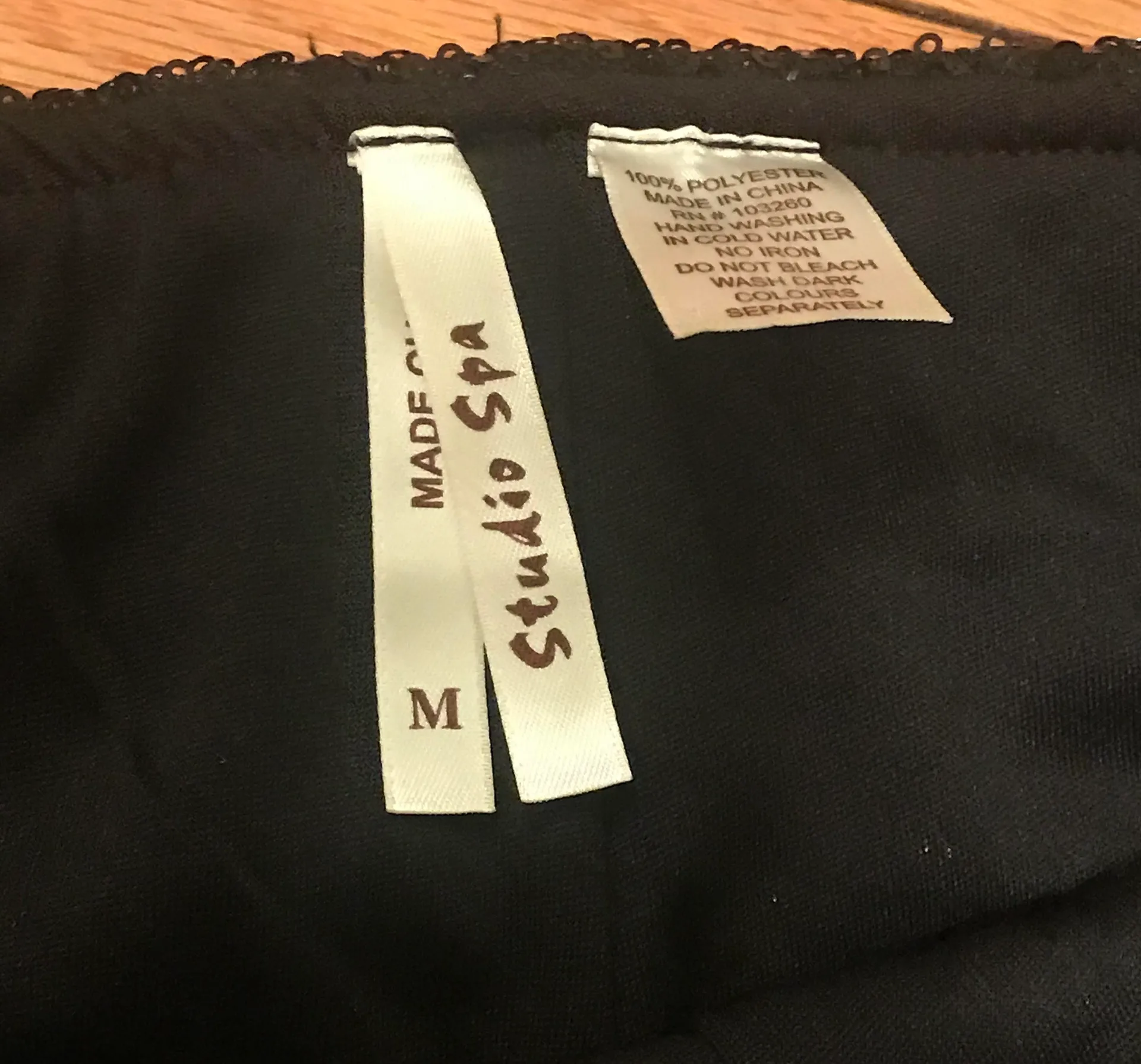 Stretch Sequin Booty Shorts Sz M - Image 5