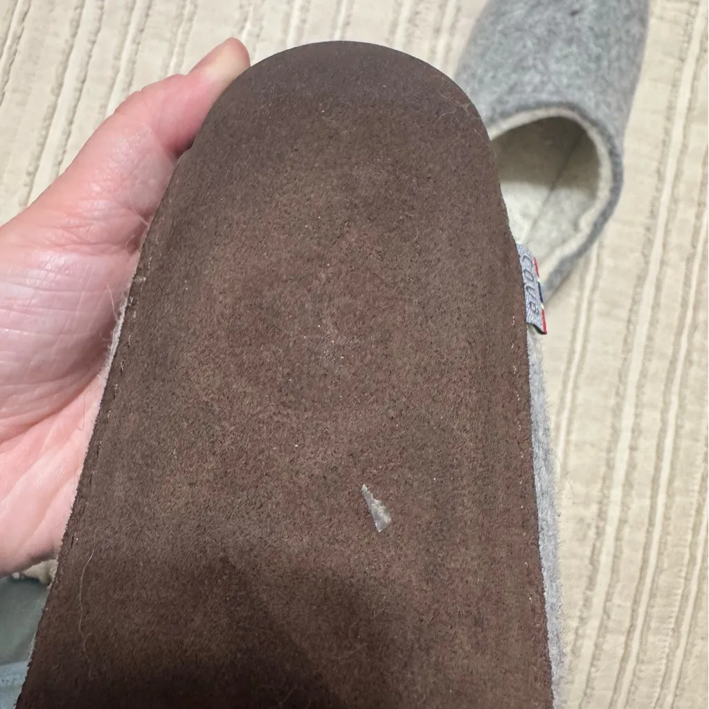 Tova Gray Felt Women's Slippers Size 5 - Image 5