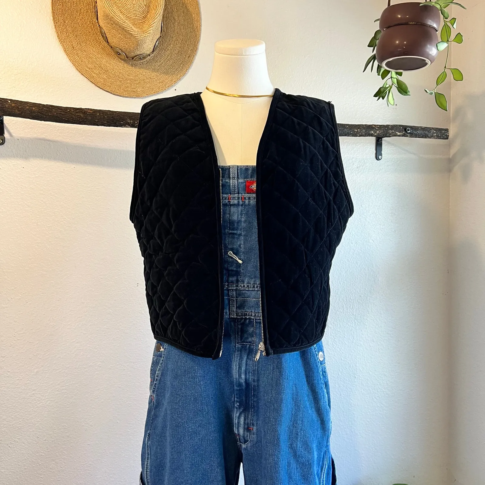 Vintage 90s Karen Scott Cotton Cropped Black Quilted Zip Up Vest Size Small - Image 12