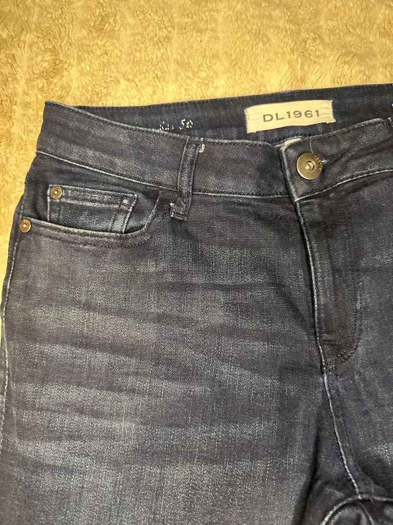 DL1961 classic dark wash Margaux Instasculpt ankle skinny jeans Size 28 - Image 3