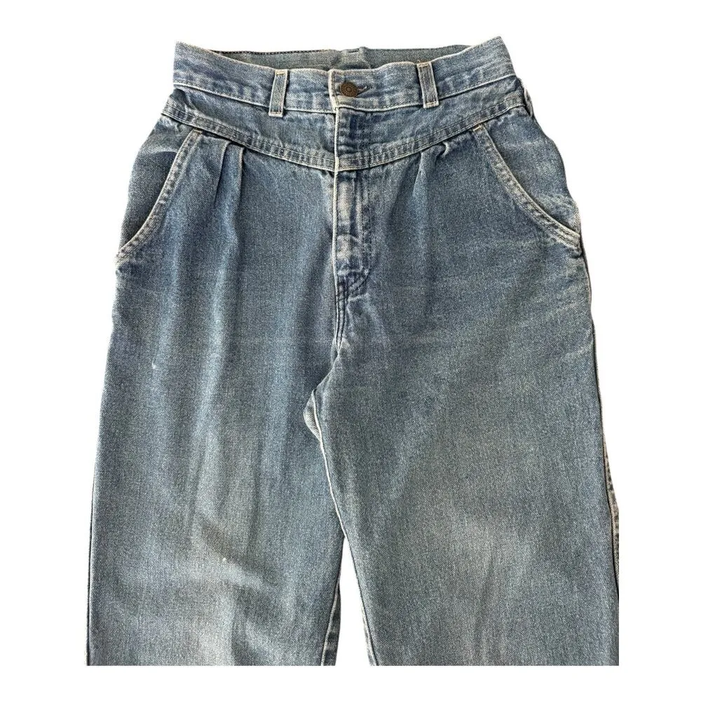 Vintage 70's-80's Levi’s high waisted blue yoke front single stitch jeans size 7 - Image 3
