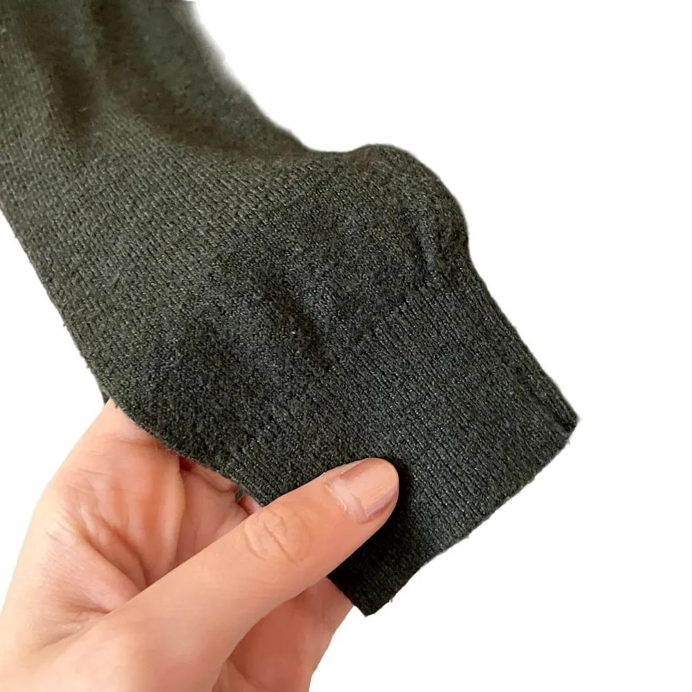 Liz Lange Maternity green long sleeved crewneck sweater comfortable warm casual - Image 4