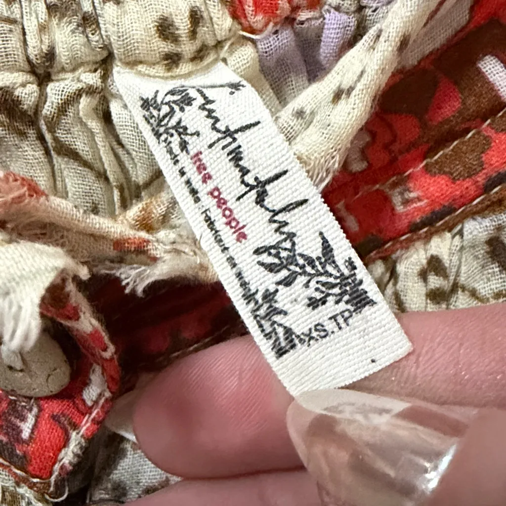 Free People Cream Red Floral Cropped Pants Picnic Partay Pant in Ivory Combo - Image 5