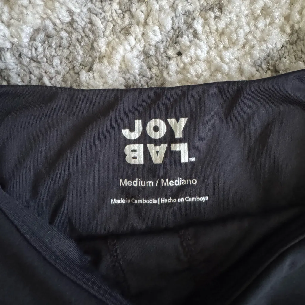 Black Square Neck workout top🫧 - Image 2