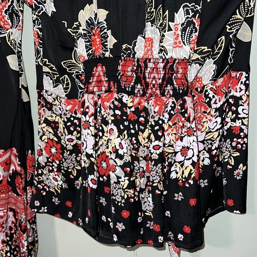 Free People women’s small coal combo top deep v-neck button down tie front NWT - Image 7