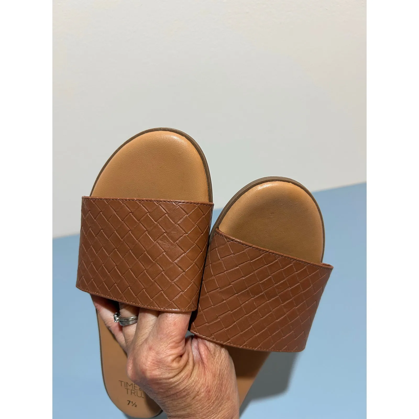 Time and True Brown Slide Sandals - Women's Size 7.5 - Image 2