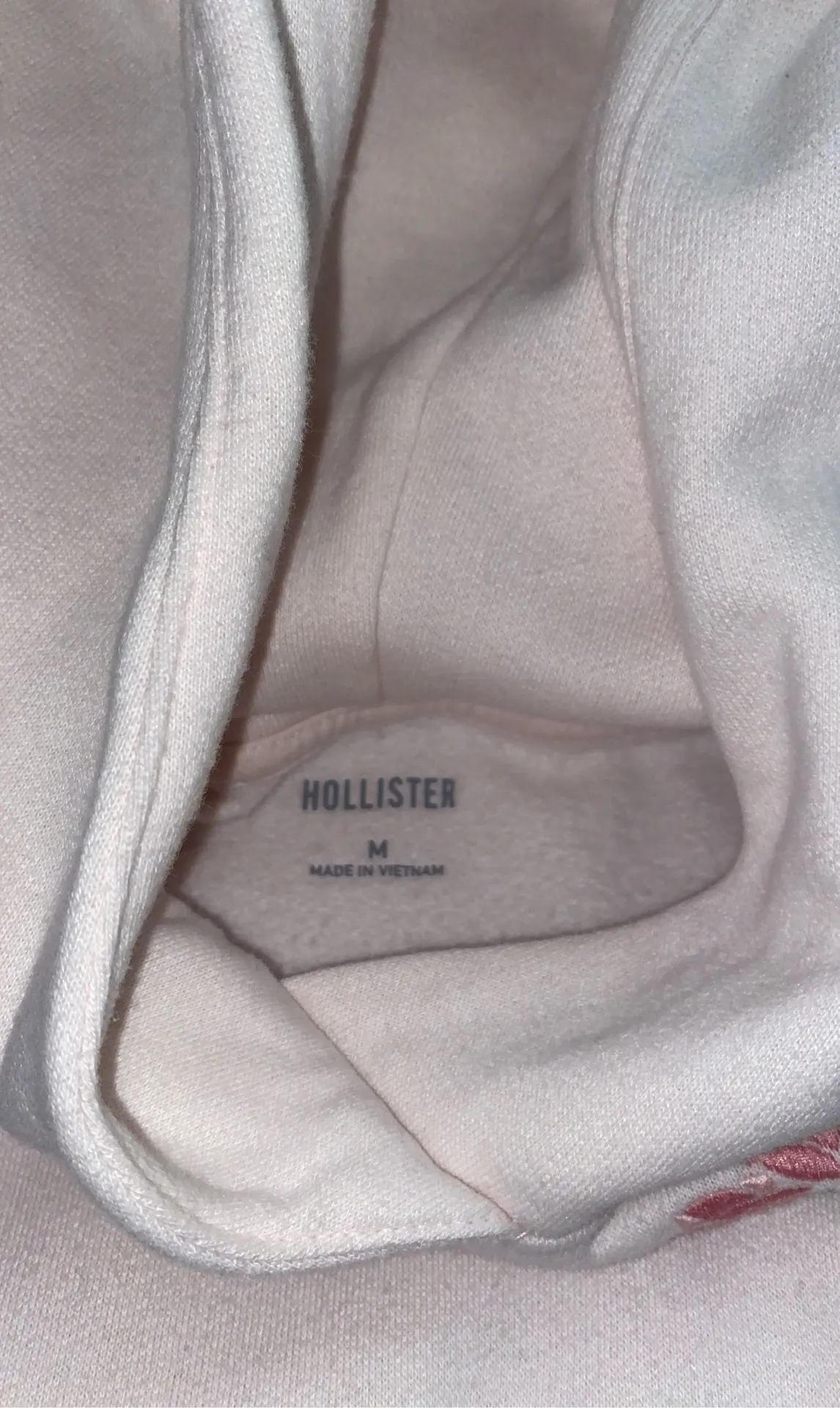 Hollister - Image 4