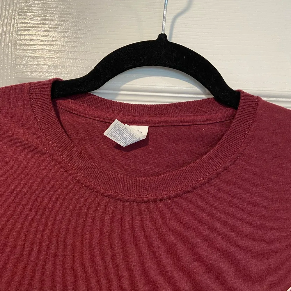 NWOT Jerzees Size M Burgundy Tee Shirt Camp Hike S’mores Mountain Outdoor Print - Image 2