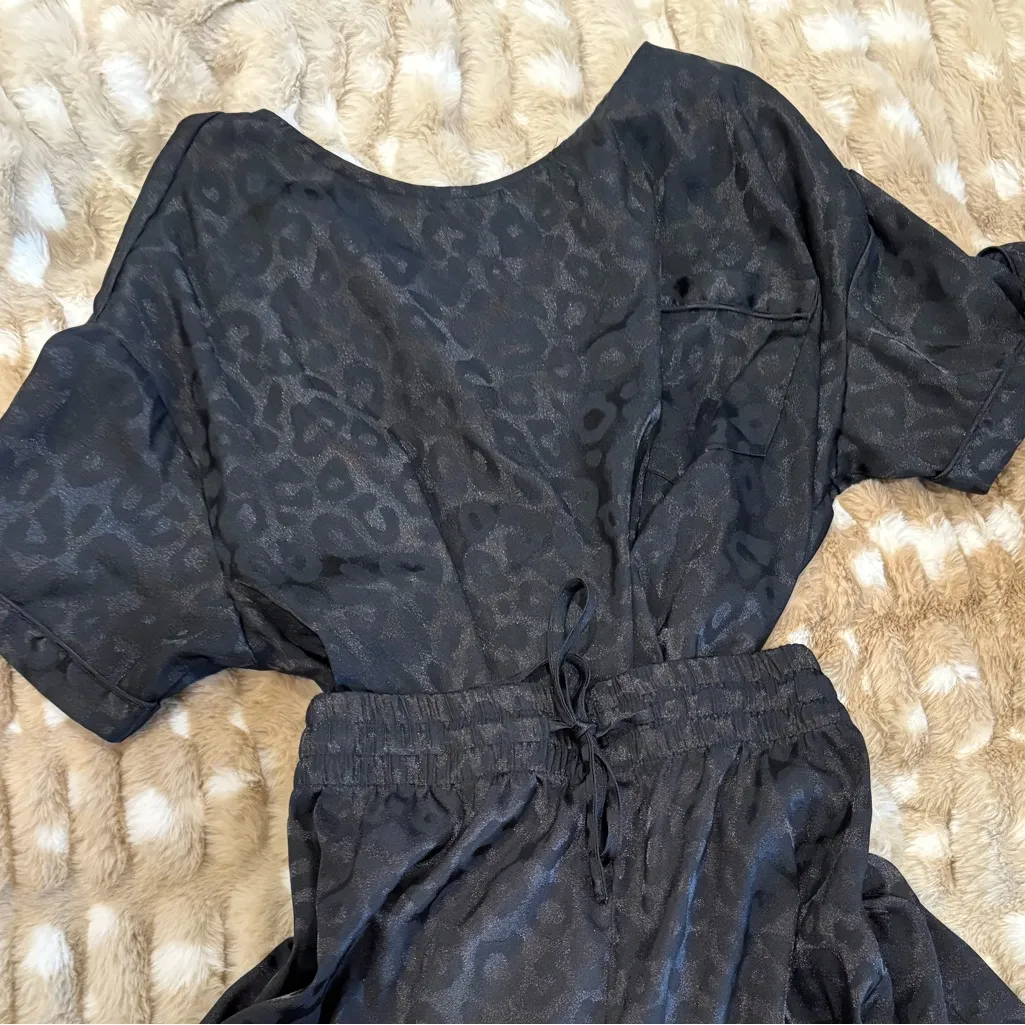 Rachel Parcell Black Leopard Print Pajama Set - Image 2