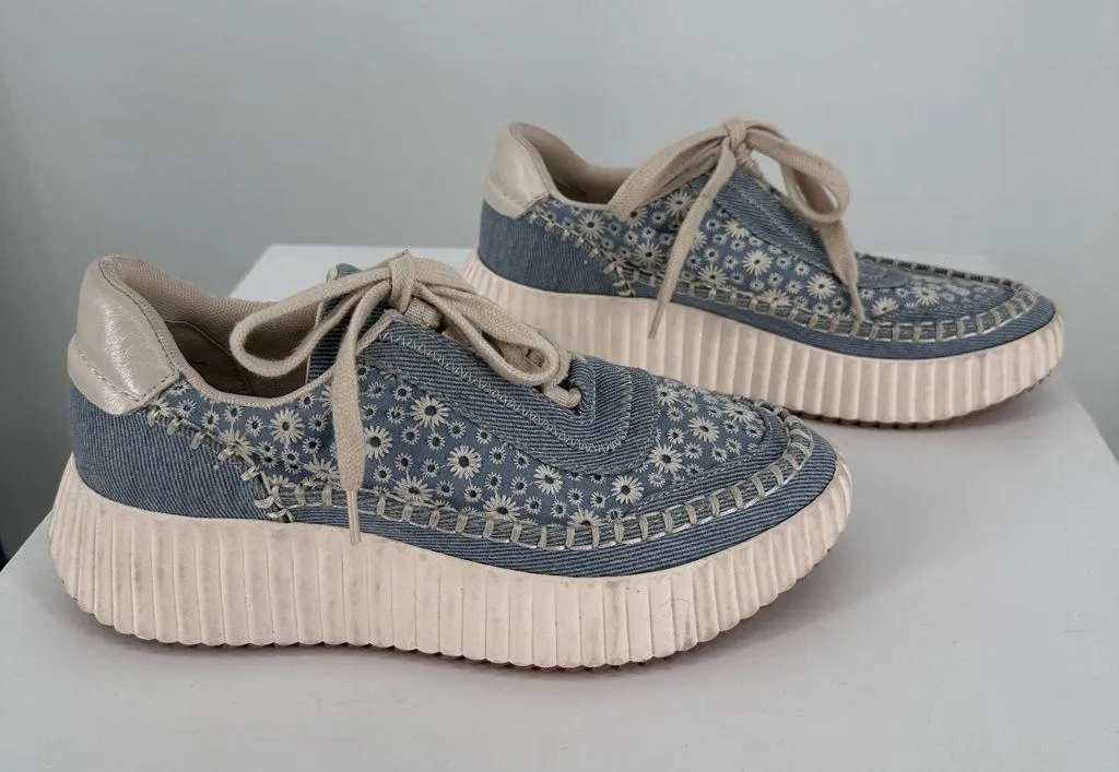 Dolce Vita Dolen Blue Cream Floral Lace Up Platform Sneakers size 6.5 - Image 1