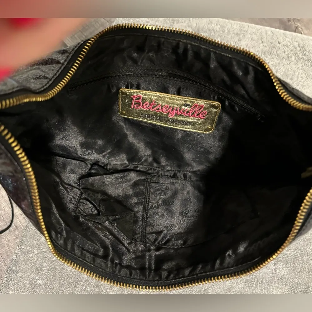 Betseyville by Betsey Johnson Black Sparkly Bag/Purse - Image 9