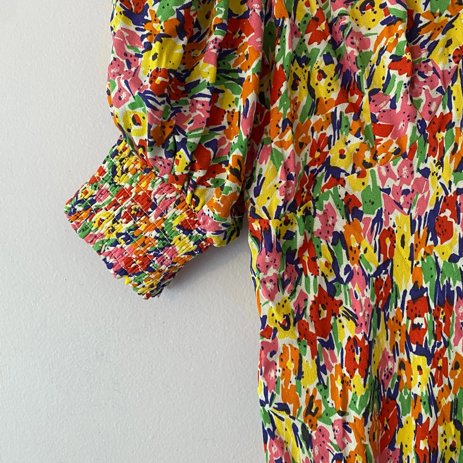 Rixo Target Colorful Floral Short Sleeve Midi Dress V - Image 4