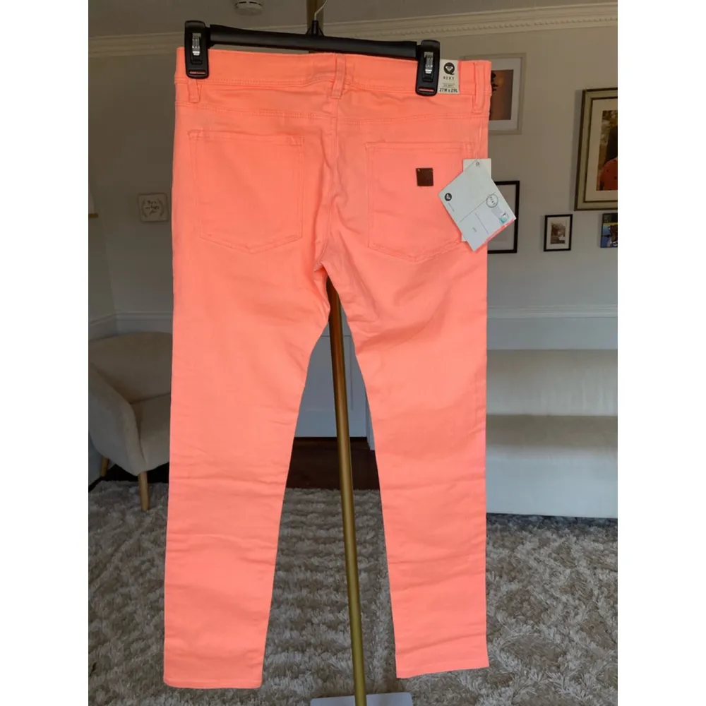 Roxy Bright Coral Skinny Jeans Size 27W NWTs Vibrant Resort Coastal Vaca Beach - Image 3