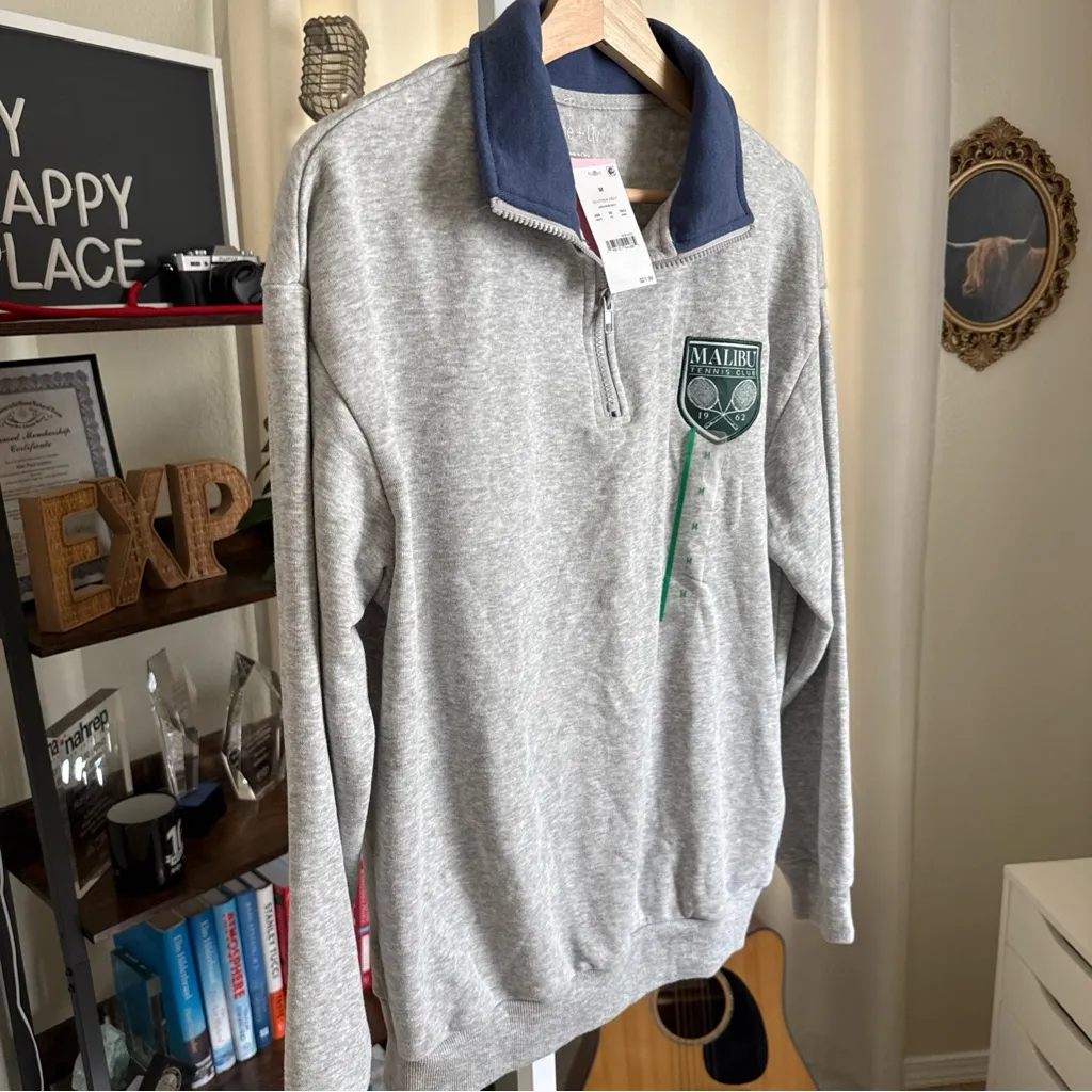 Zoe + Liv Malibu Tennis Club Women’s 1/4 Zip Gray Sweatshirt Size M NWT $22 - Image 2