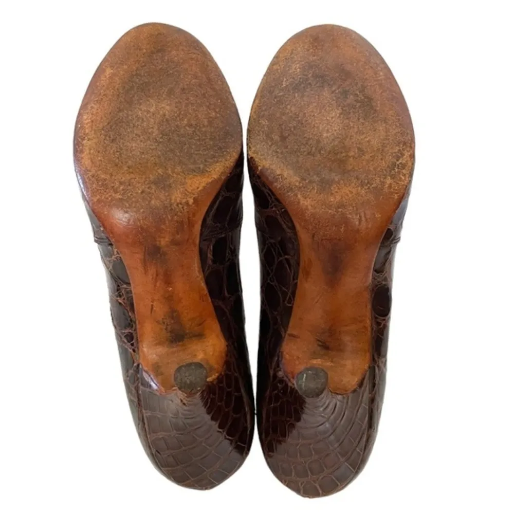 1940s Genuine Alligator Leather Pumps Vintage DeLiso Debs by  Heels - Image 9