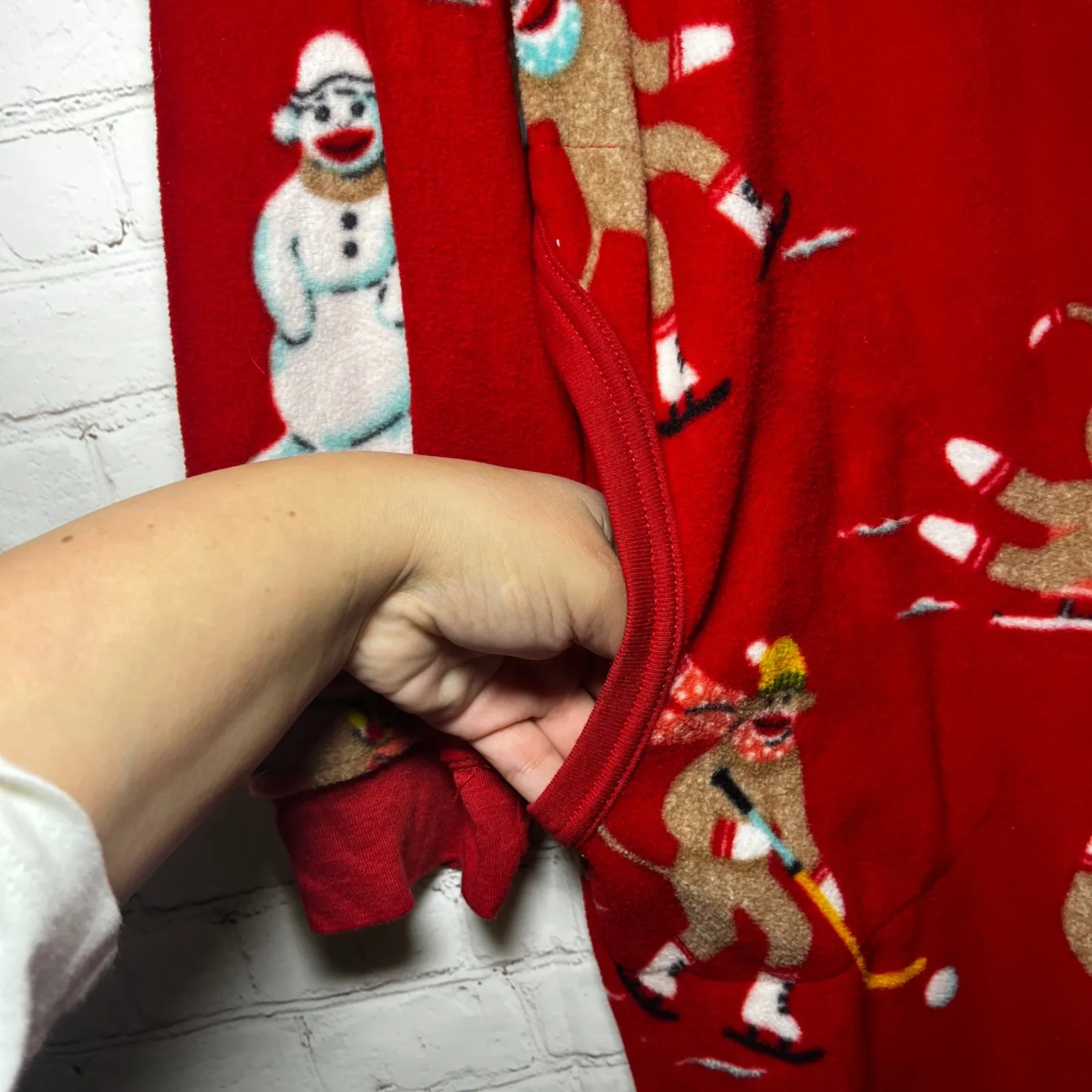 Nick & Nora One Piece Fleece Pajamas Sleepwear Red Sock Monkey Snowman Print XL - Image 3