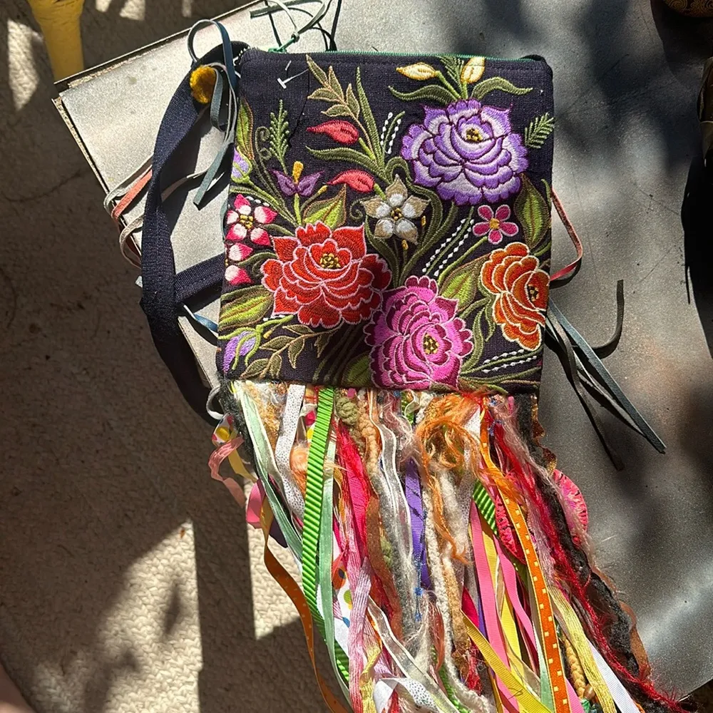 Mexico Hand Embroidered Floral Ribbon Fringe Bag Pink - Image 2