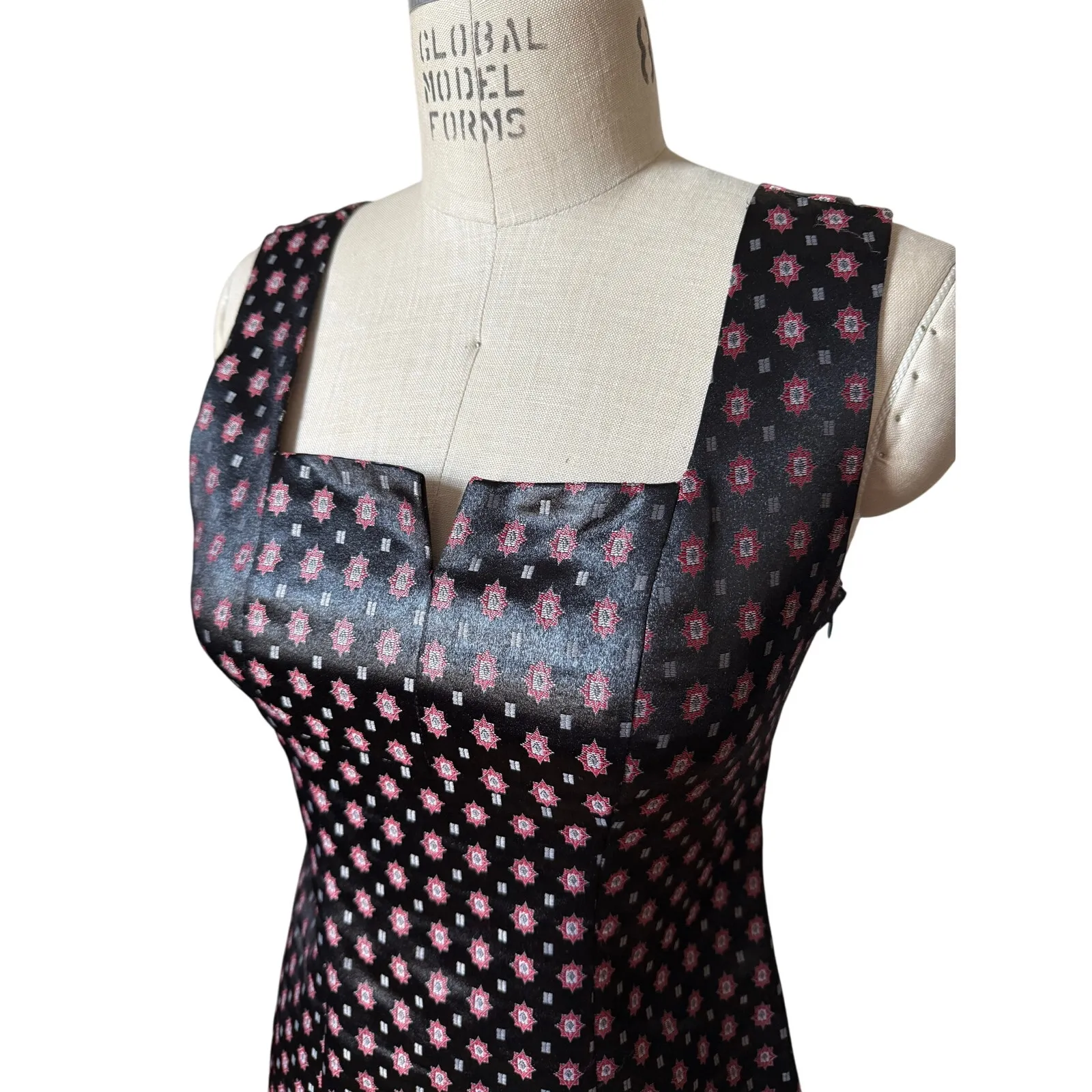 Anna Sui Satin Geometric Shift Dress Women’s Size 4 Black Y2K Vintage - Image 2