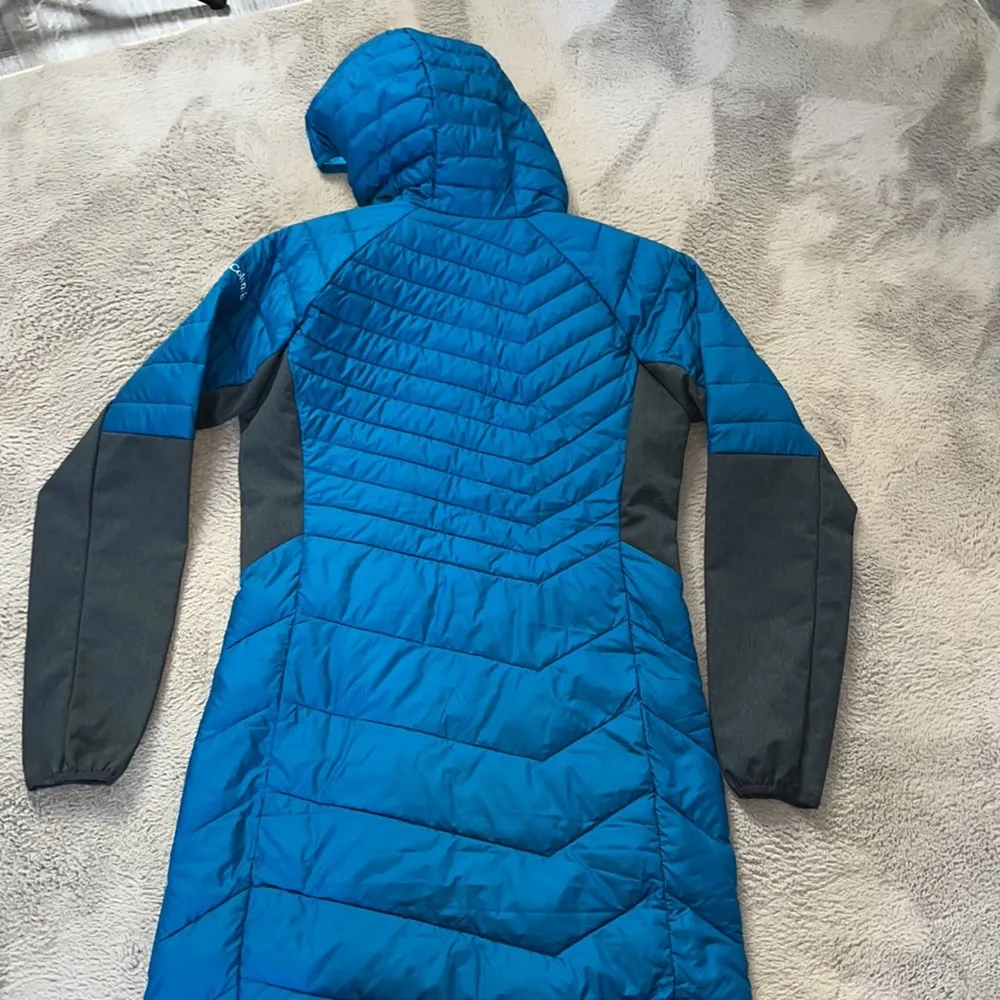 Columbia Termal Coil mid length coat Teal blue w/gray sleeves/side detail Size M - Image 6