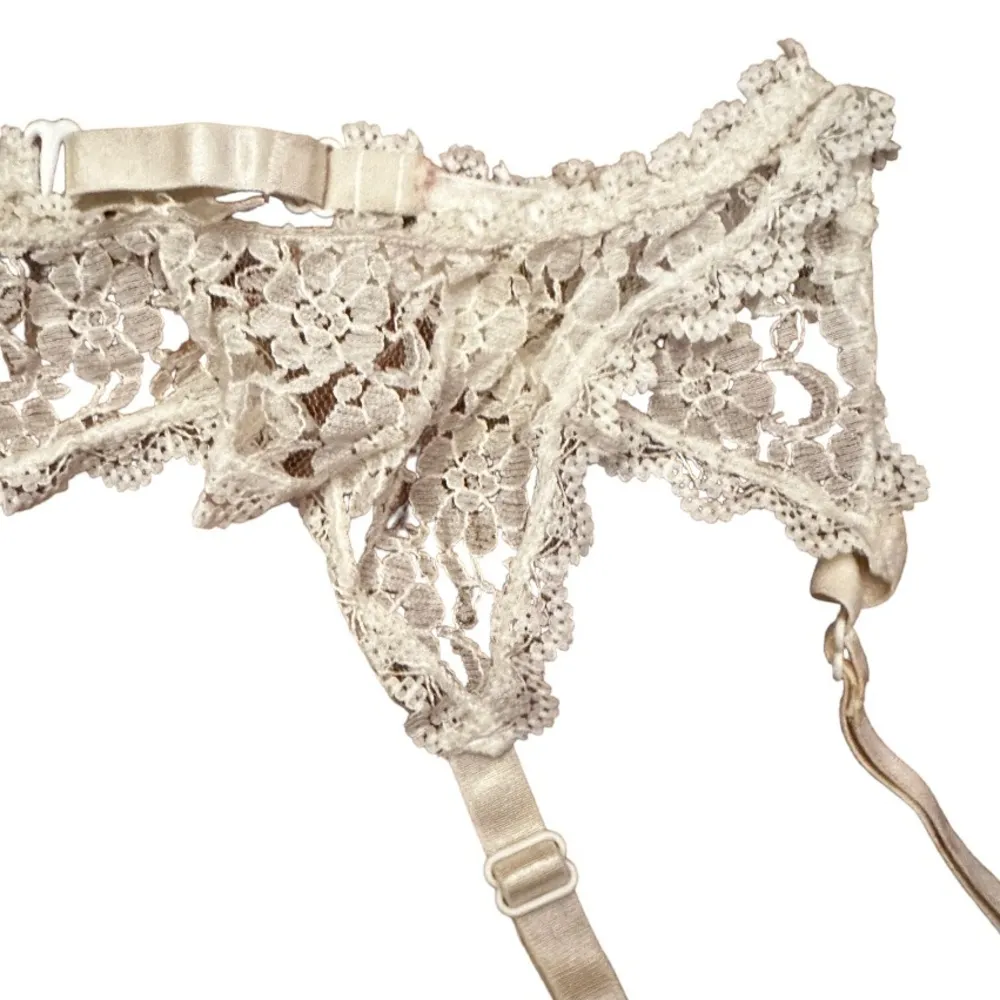 Lace Garter Belt‎ Size undefined - Image 2