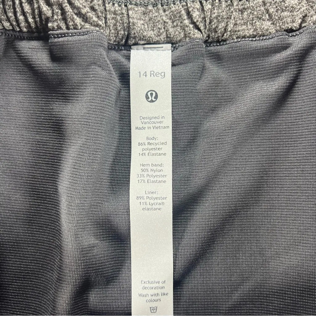 Lululemon Hotty Hot Short II 2.5 Heather Lux Multi Black Heathered Black Size 14 - Image 7