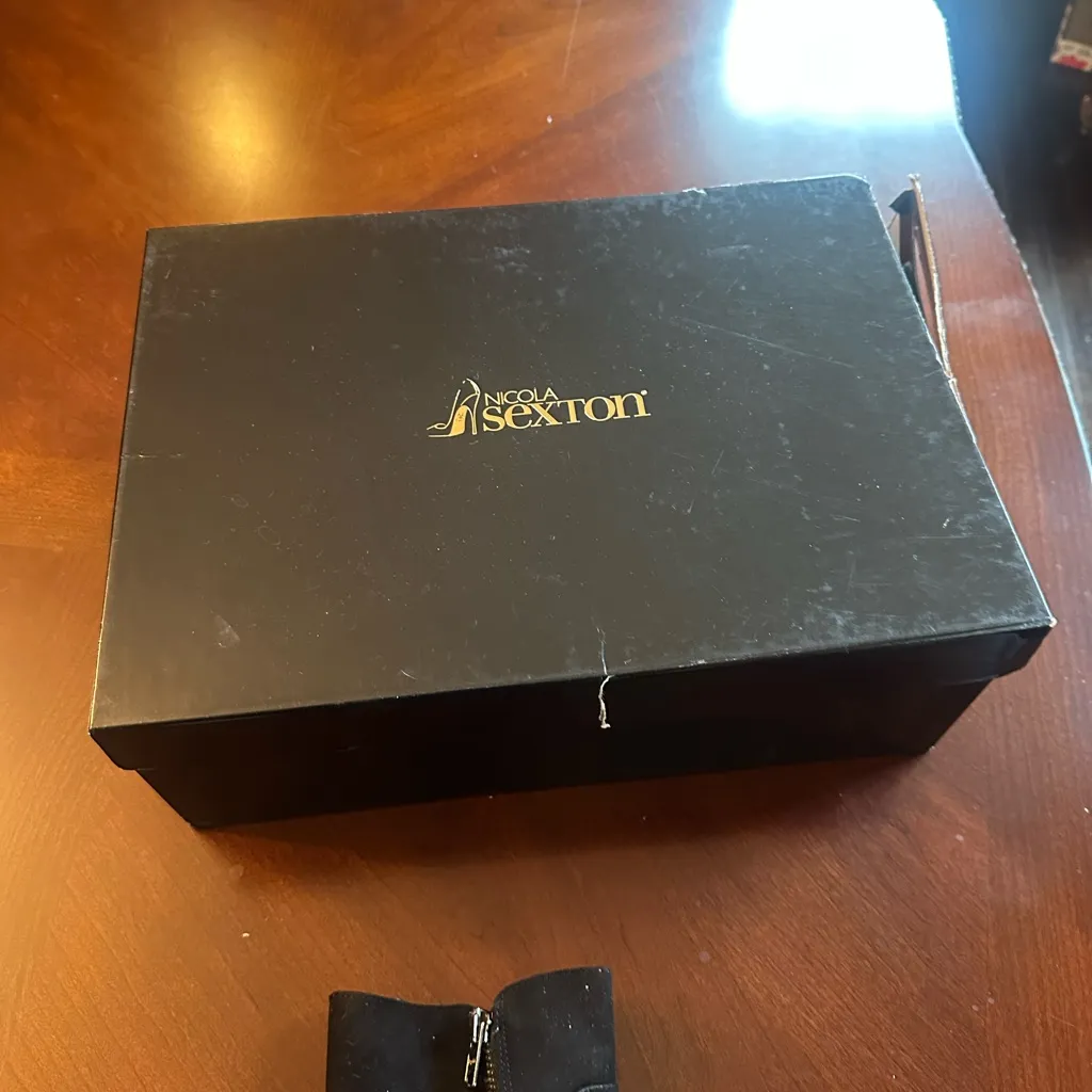 Nicola Sexton size 39 9 nwt Black and Red Ankle Boots rubber wedge $240 - Image 7